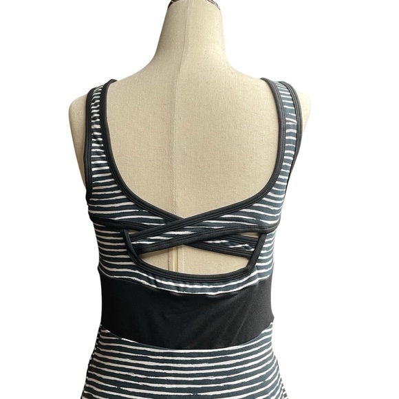 Title Nine M Connelly Dress Painted Stripe Athleisure Dress Size Small - Picture 6 of 14